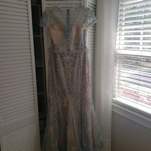 Ivonme D exclusively for Mon Cheri